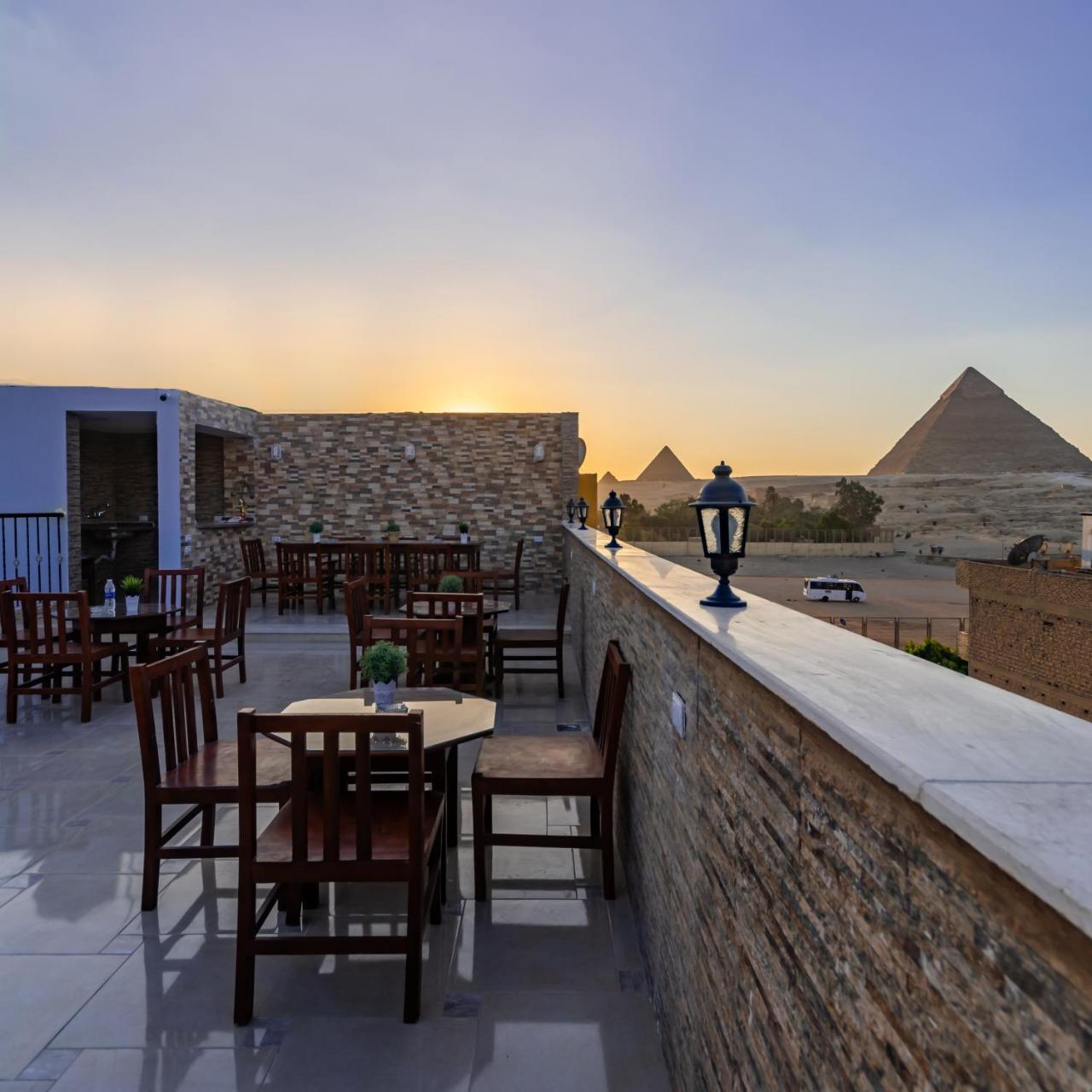 Amon Holiday Pyramids Inn Kafrat al Jabal Exterior photo